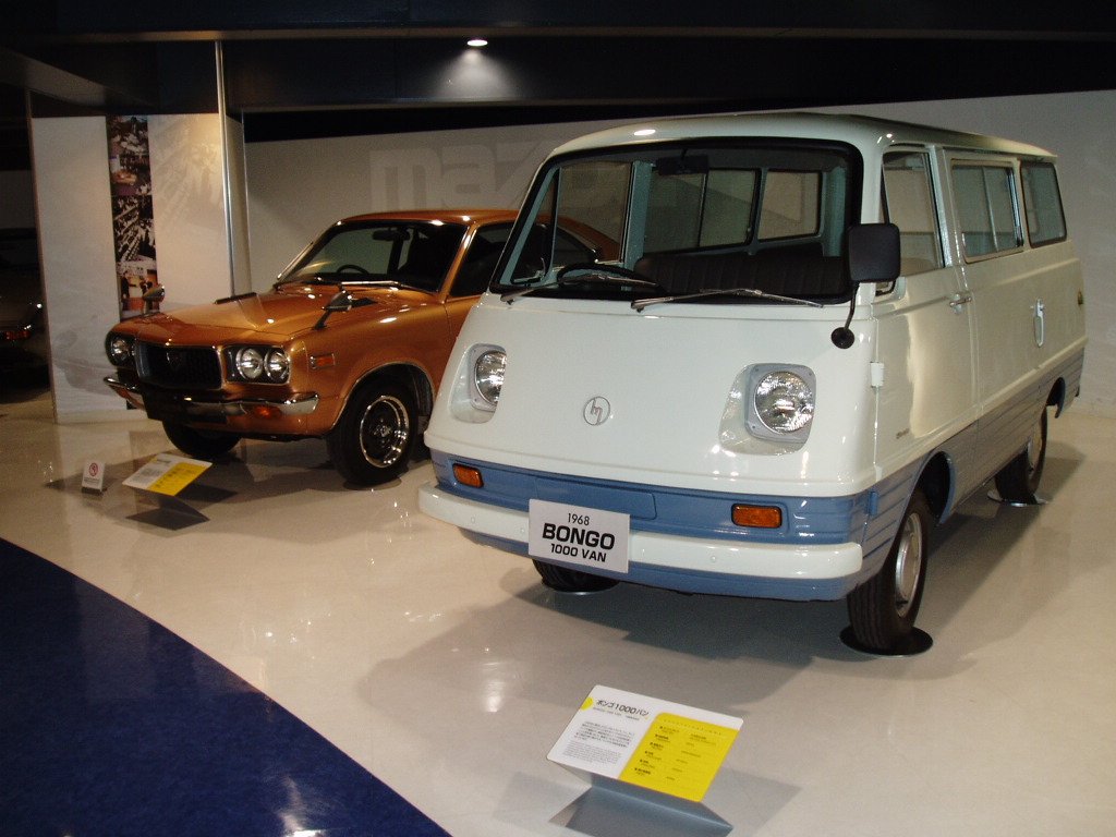Mazda Bongo photo