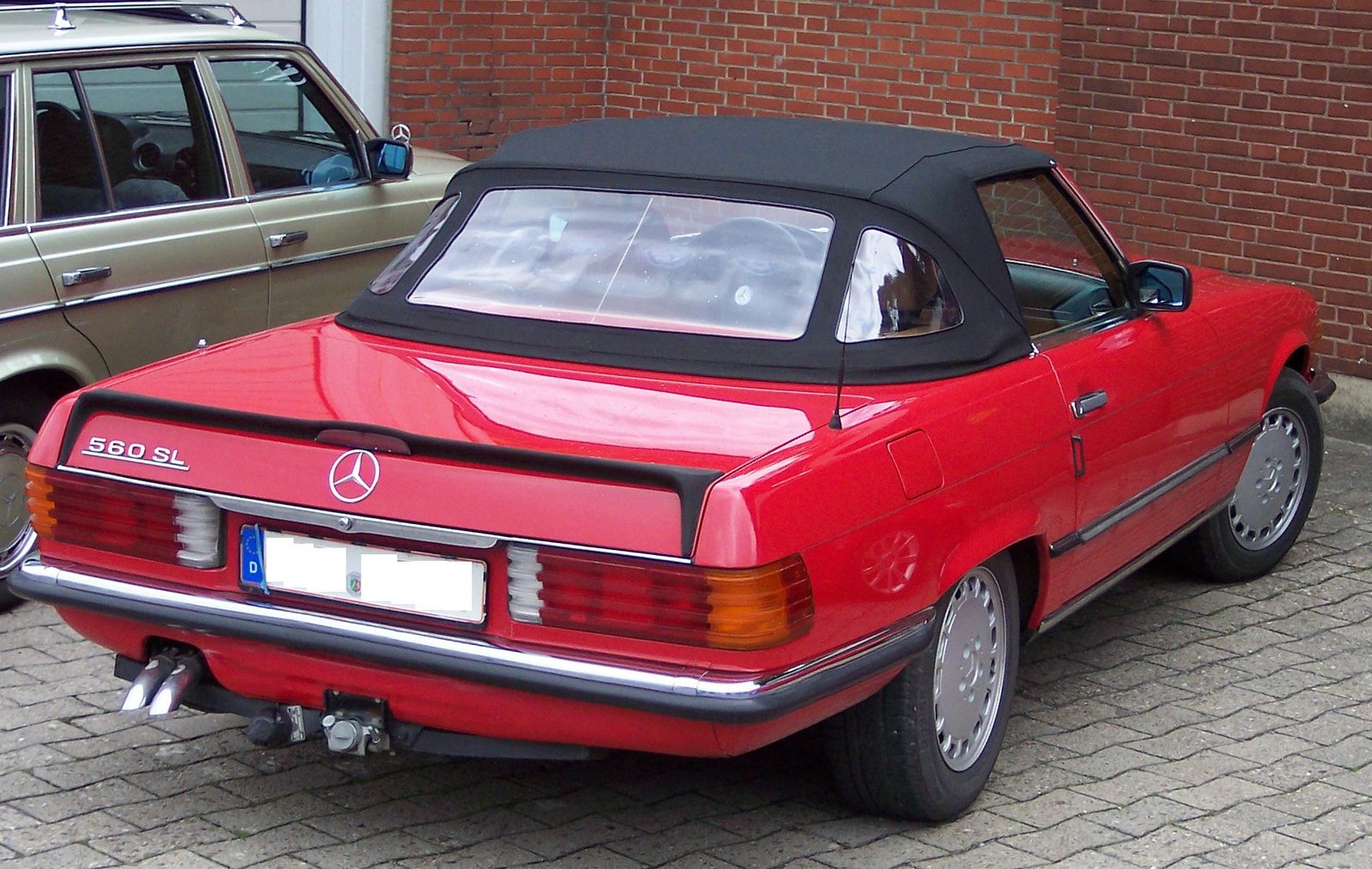 Mercedes-Benz 560 SL Roadster