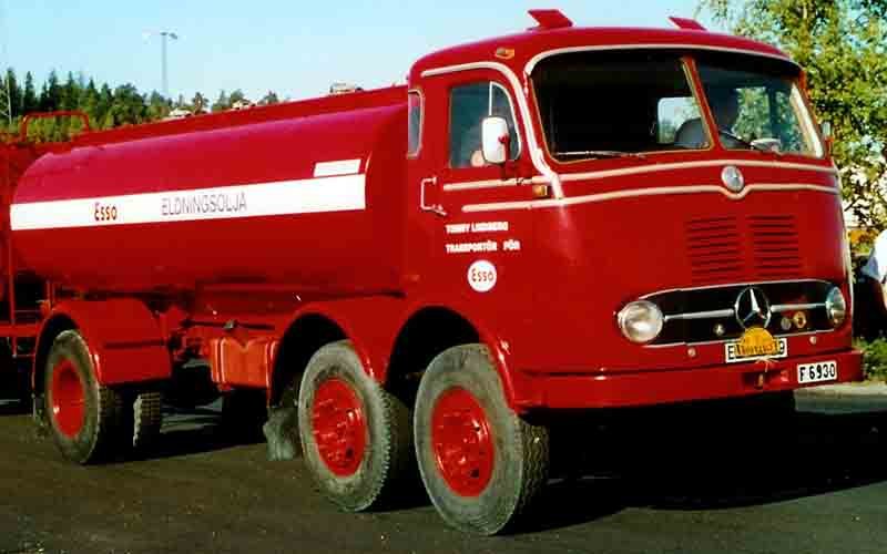 Mercedes-Benz Lp photo
