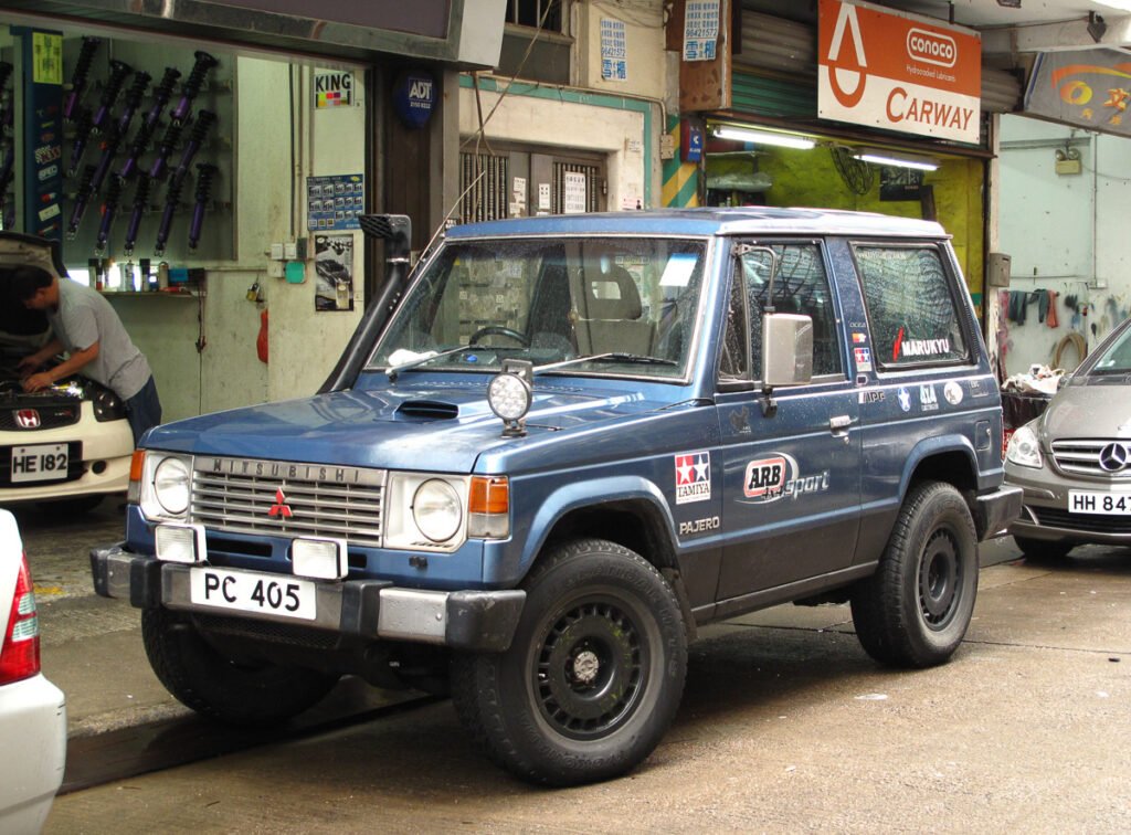 Mitsubishi Shogun photo