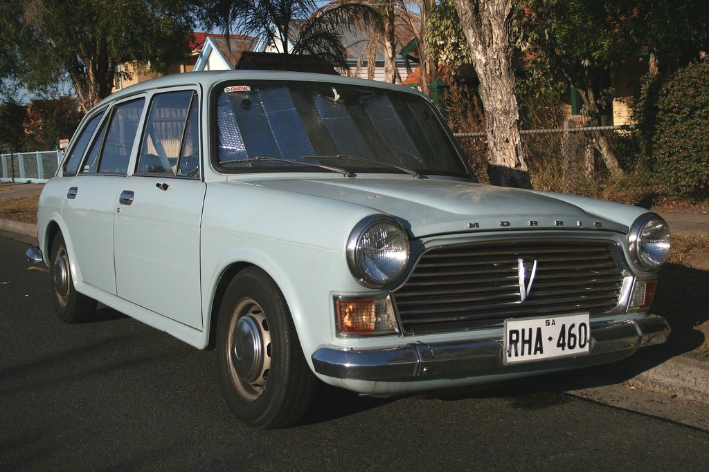 Morris 1300 photo