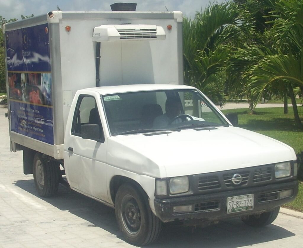 Nissan Truck photo