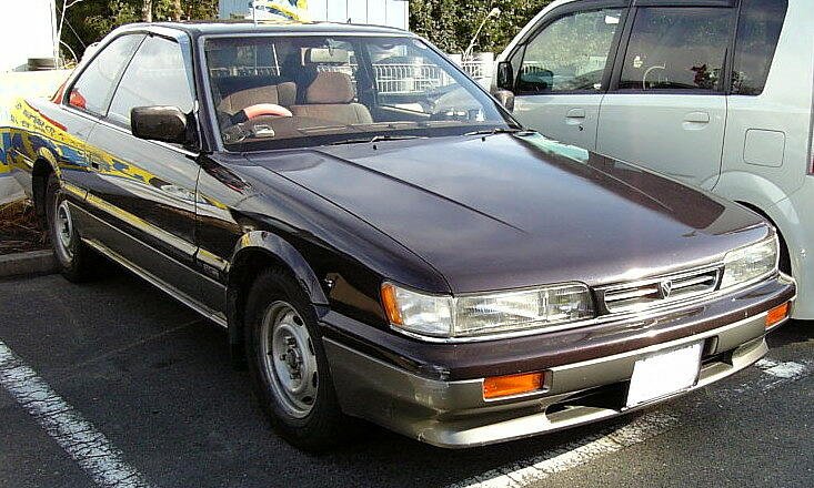 Nissan Leopard photo