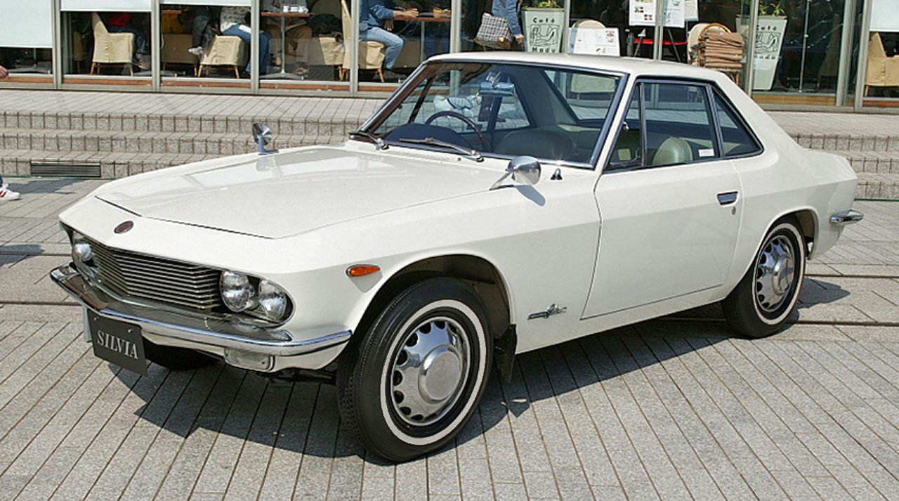 Nissan 200