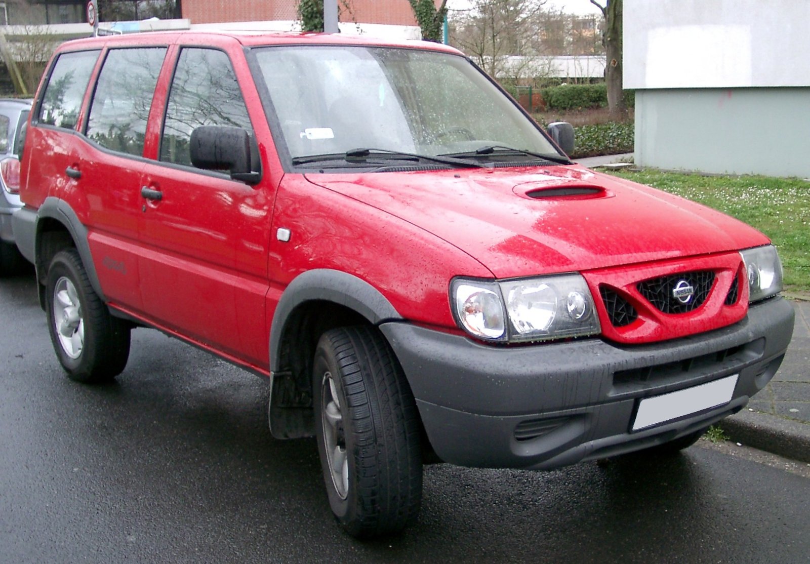 Nissan Mistral