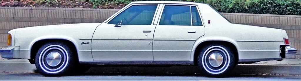 Oldsmobile Eighty-Eight photo