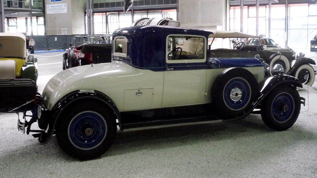 Packard Custom Eight