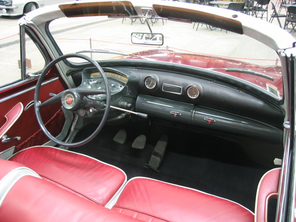 Panhard PL17 photo