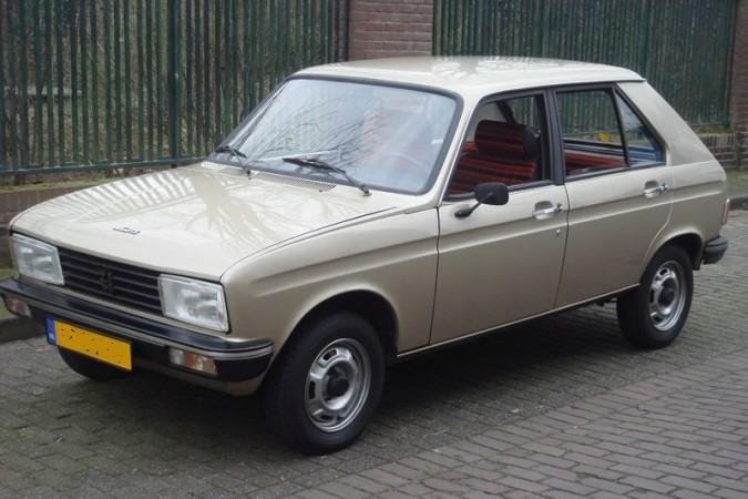 Peugeot 104 photo