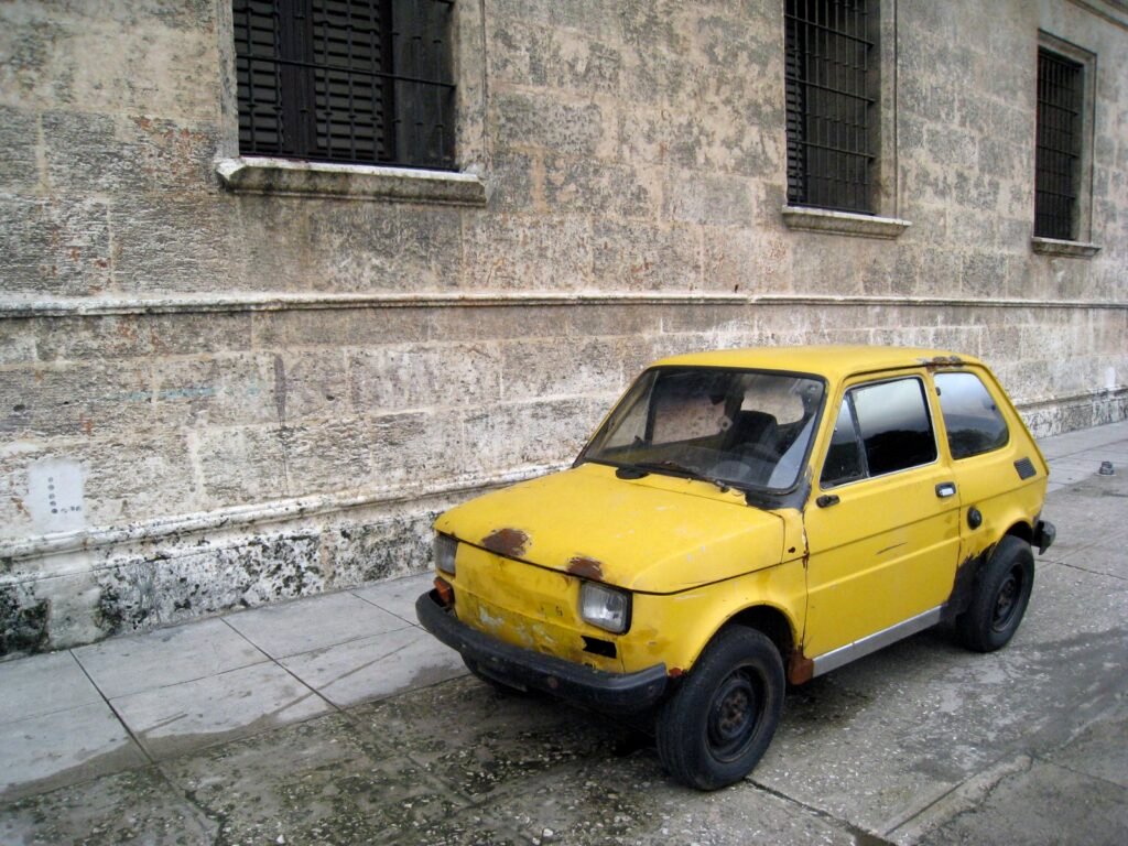 Polski-Fiat 126P photo