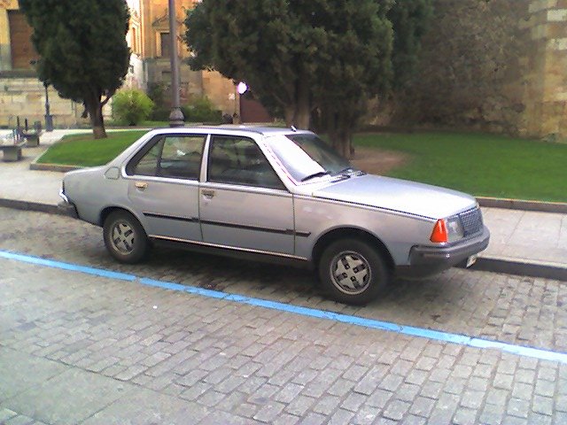 Renault 18