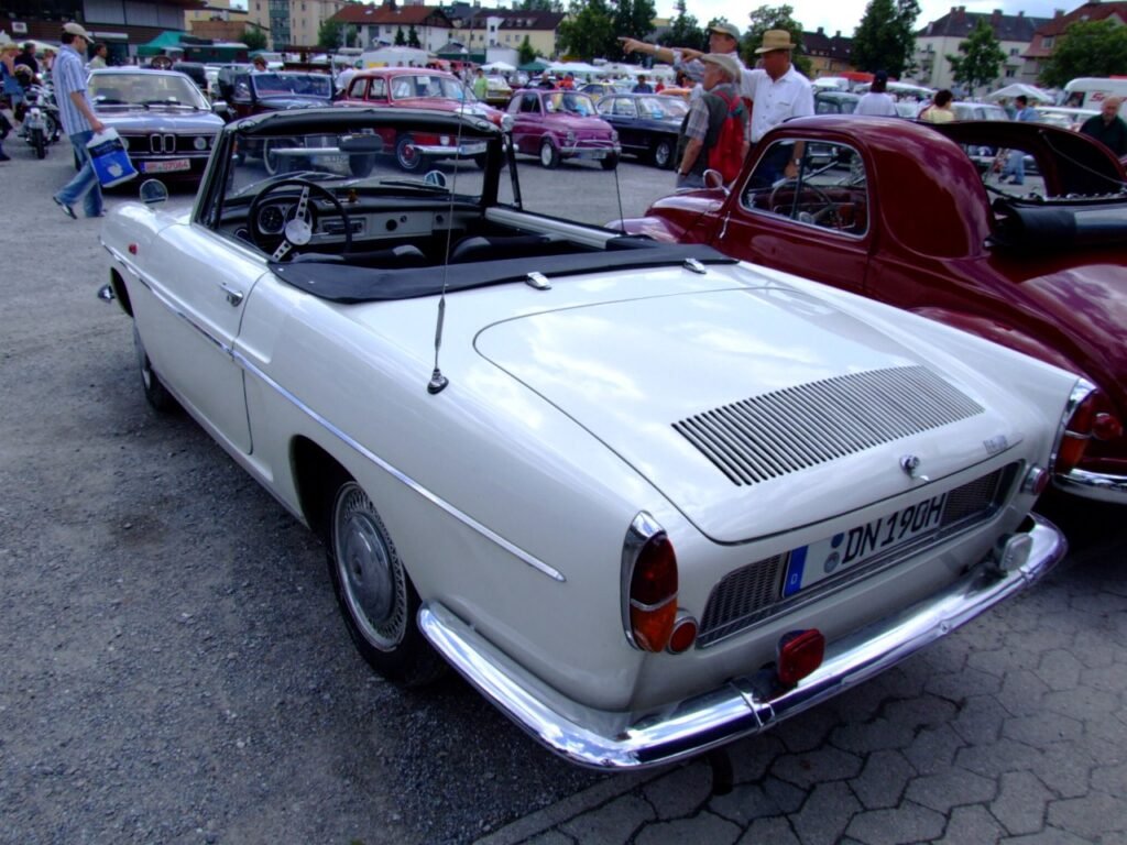 Renault Caravelle photo