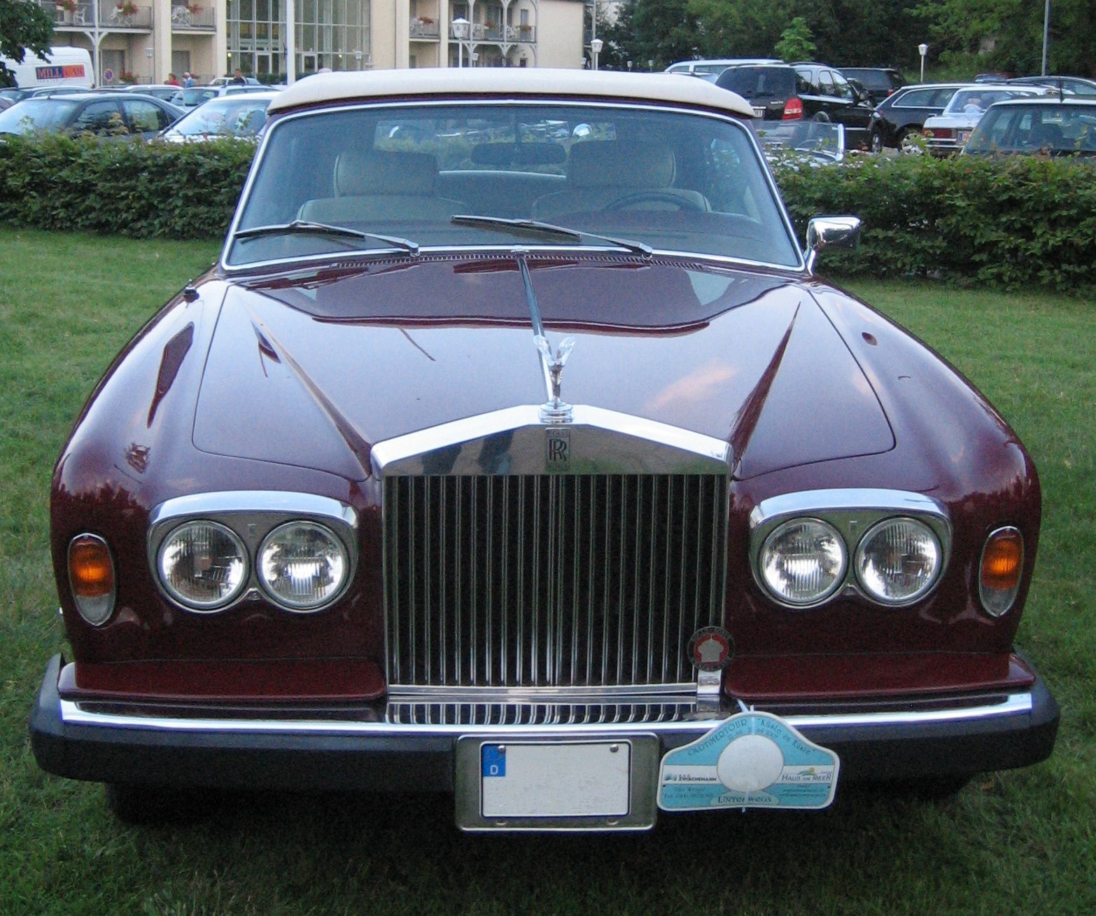 Rolls-Royce Corniche 2