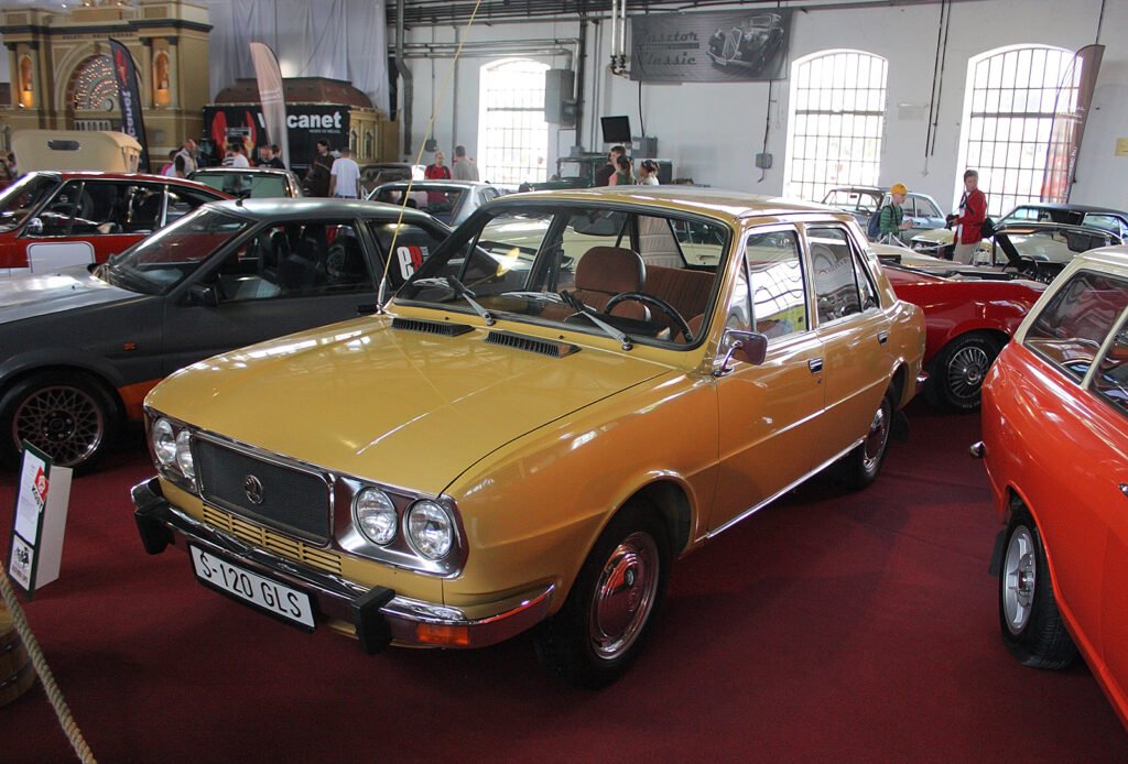 Škoda 120 GLS photo