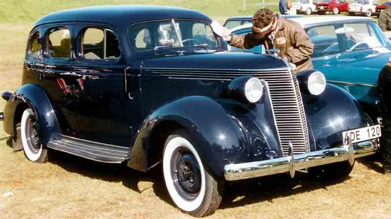 Studebaker Dictator photo