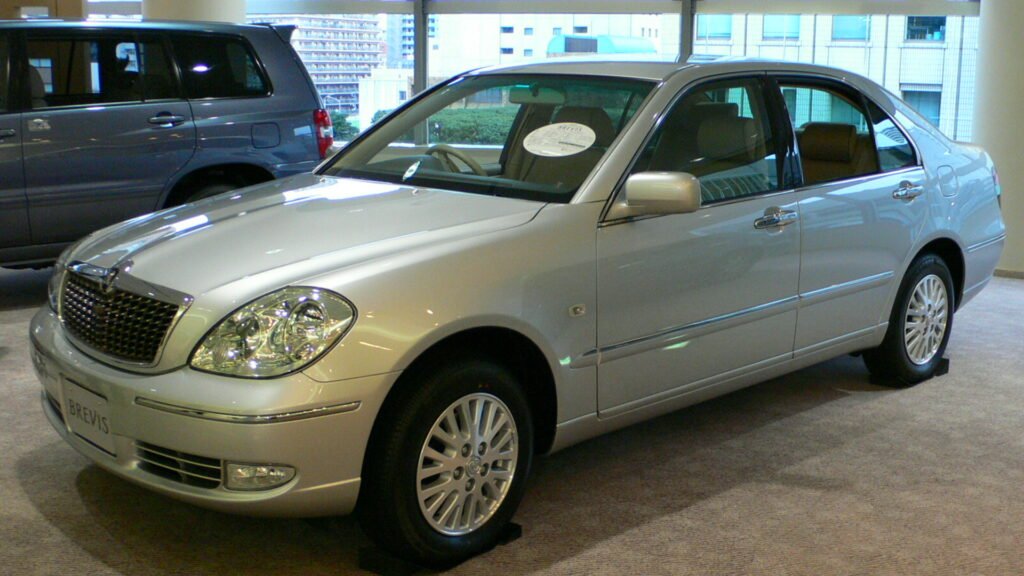 Toyota Brevis photo