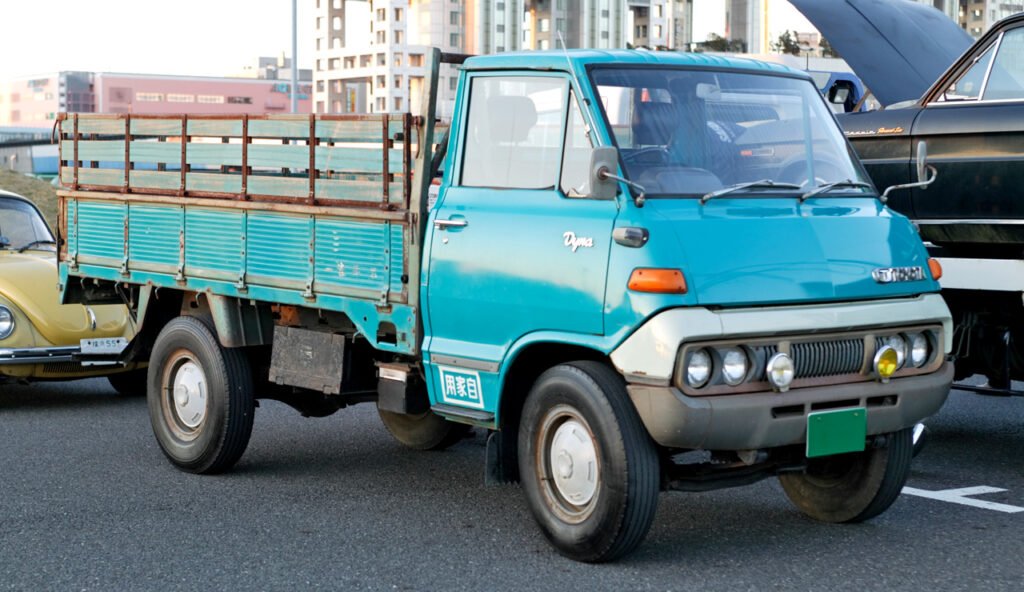 Toyota Dyna photo