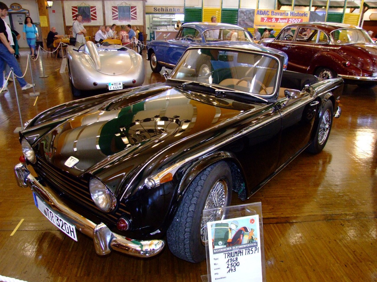 Triumph TR5