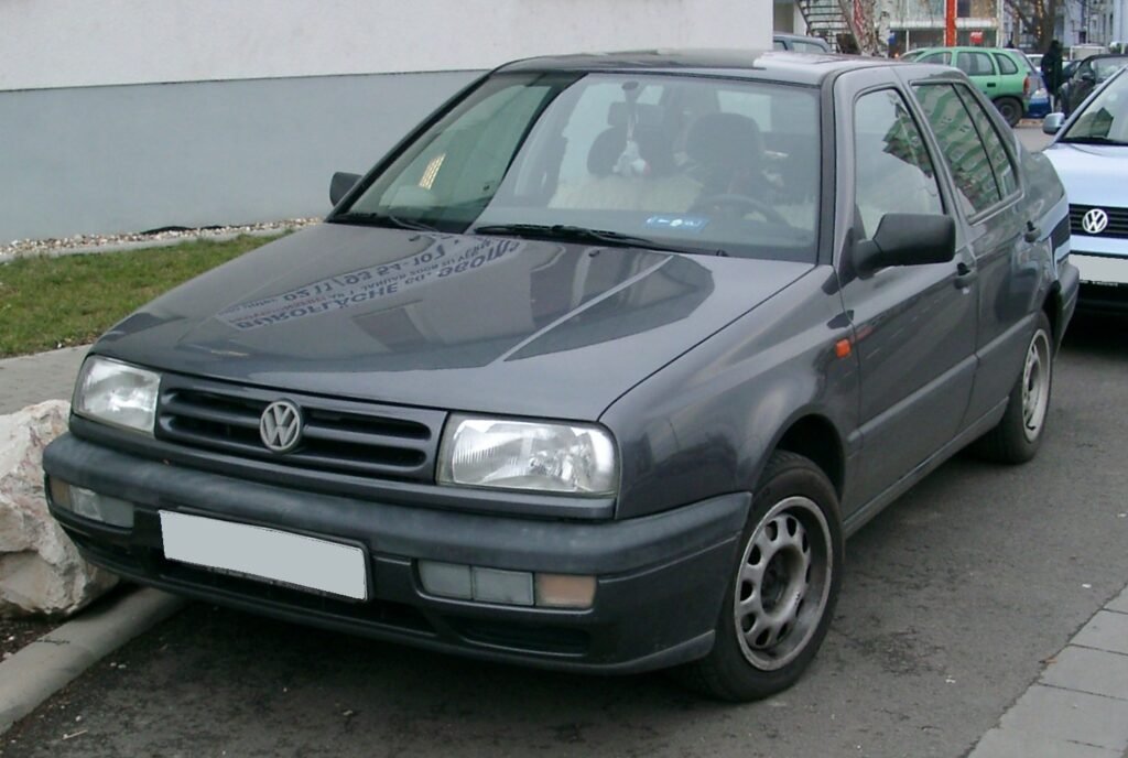 Volkswagen Vento photo