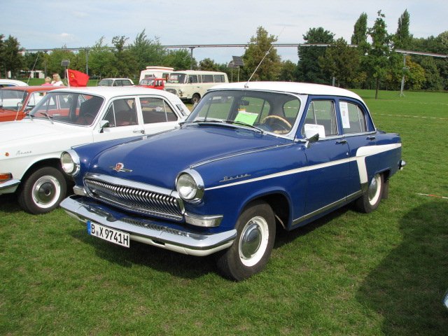 GAZ M21 photo